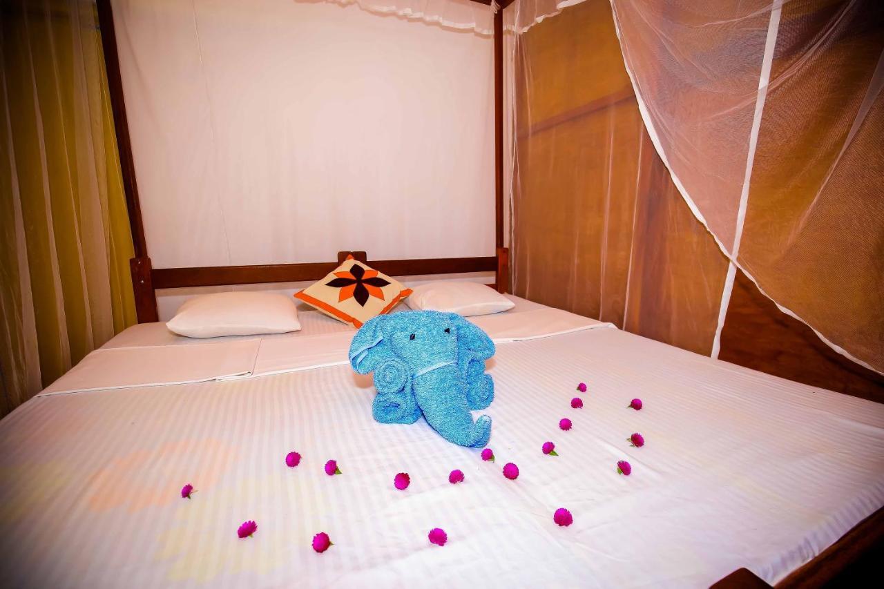 Talalla Freedom Resort ภายนอก รูปภาพ